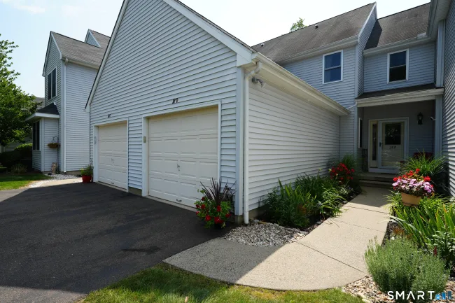 18 Folkstone Road #D, East Windsor, CT