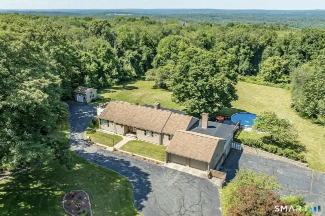 689 Squaw Rock Road, Plainfield, CT