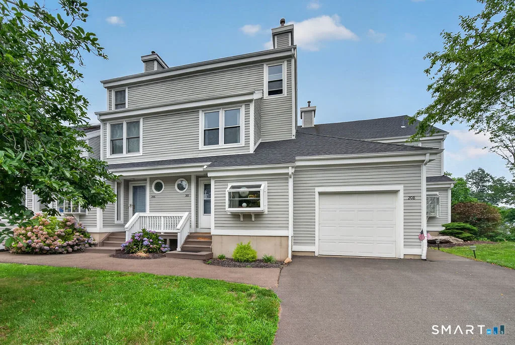 233 Mansfield Grove Road #207, East Haven, CT