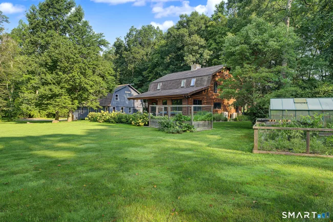 61 Mystic Road