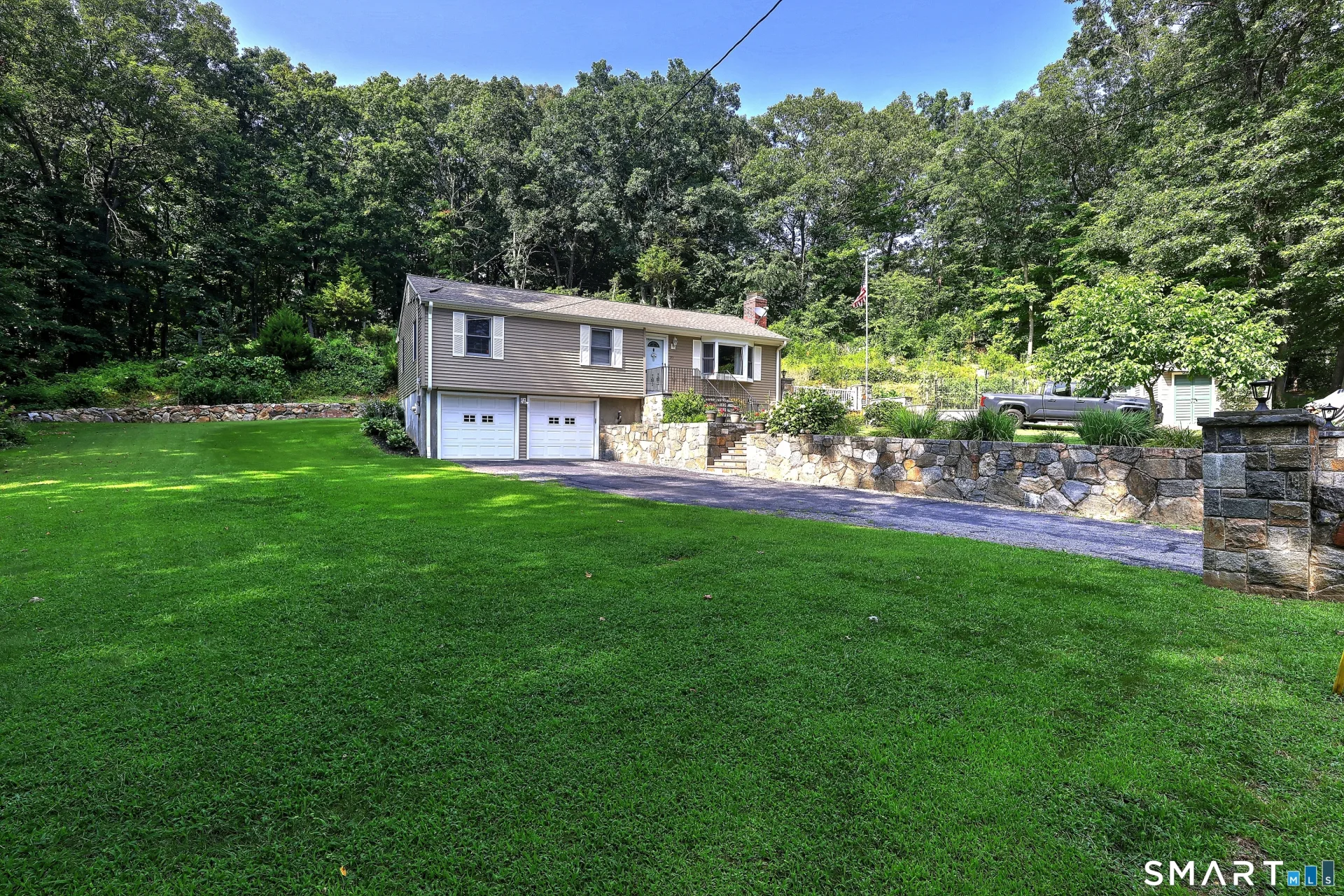 315 Buddington Road, Shelton, CT