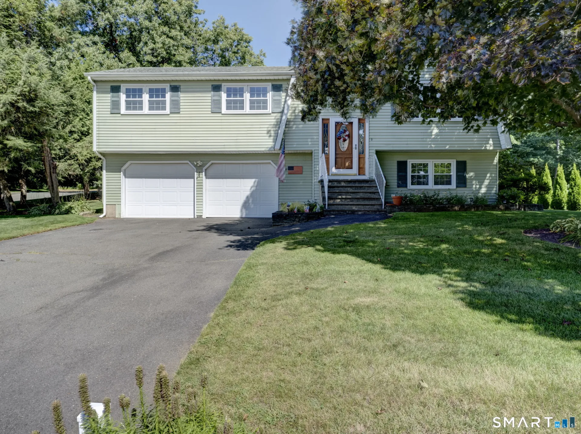 76 Long Lane, Bristol, CT