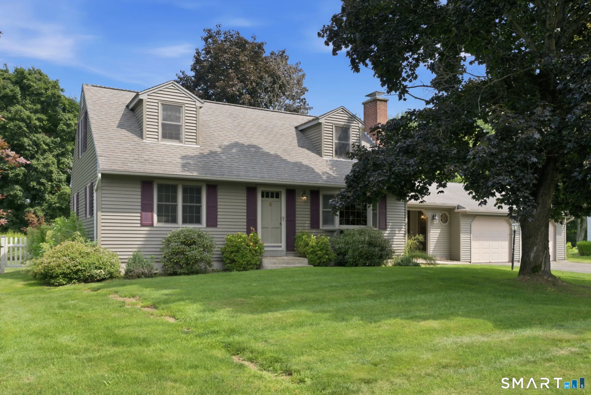17 Bobolink Lane, Enfield, CT