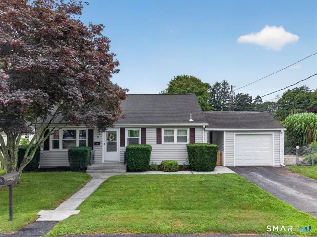 37 Vivian Street, Waterford, CT