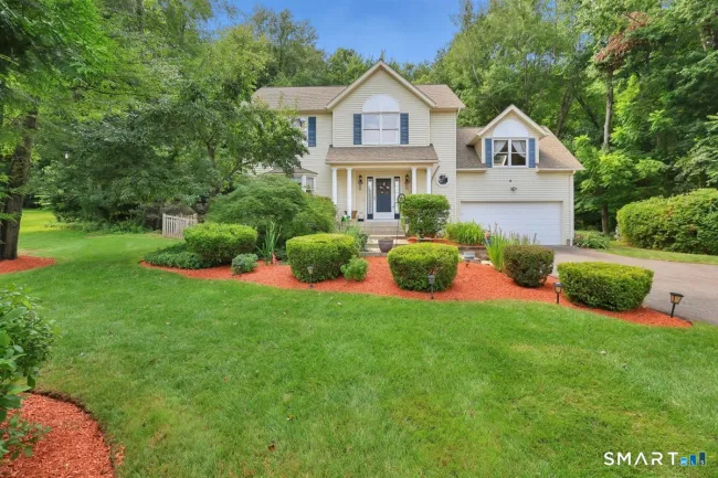69 Ledgebrook Lane, Middletown, CT