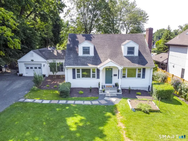271 Soundview Avenue