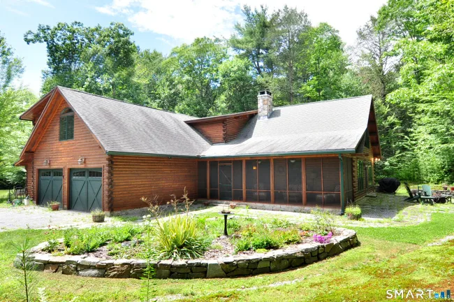 1111 Clubhouse Road Road, Tolland MA, CT