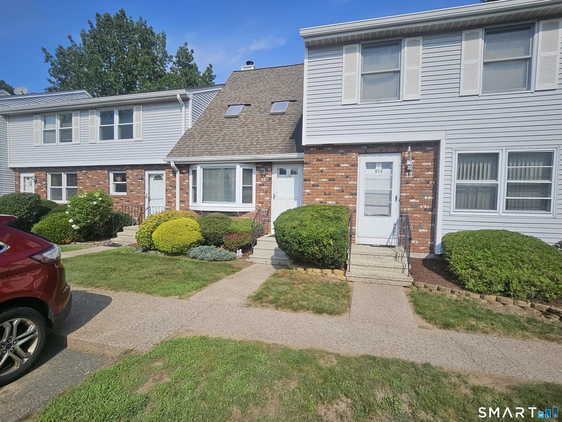 14 Saint Marc Circle #O (village O), South Windsor, CT