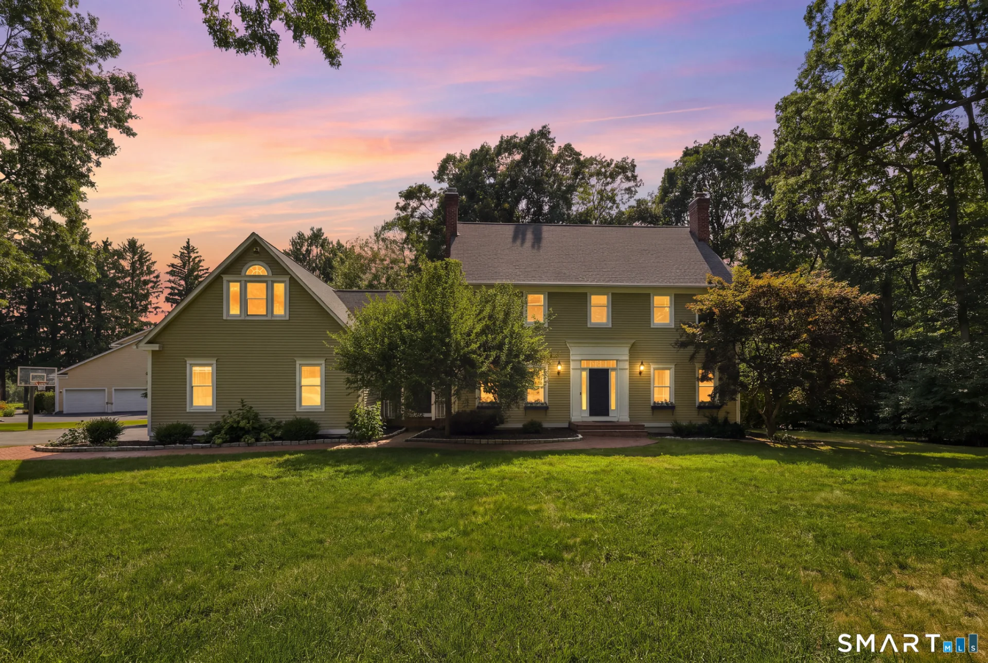 122 Greenwood Drive, South Windsor, CT