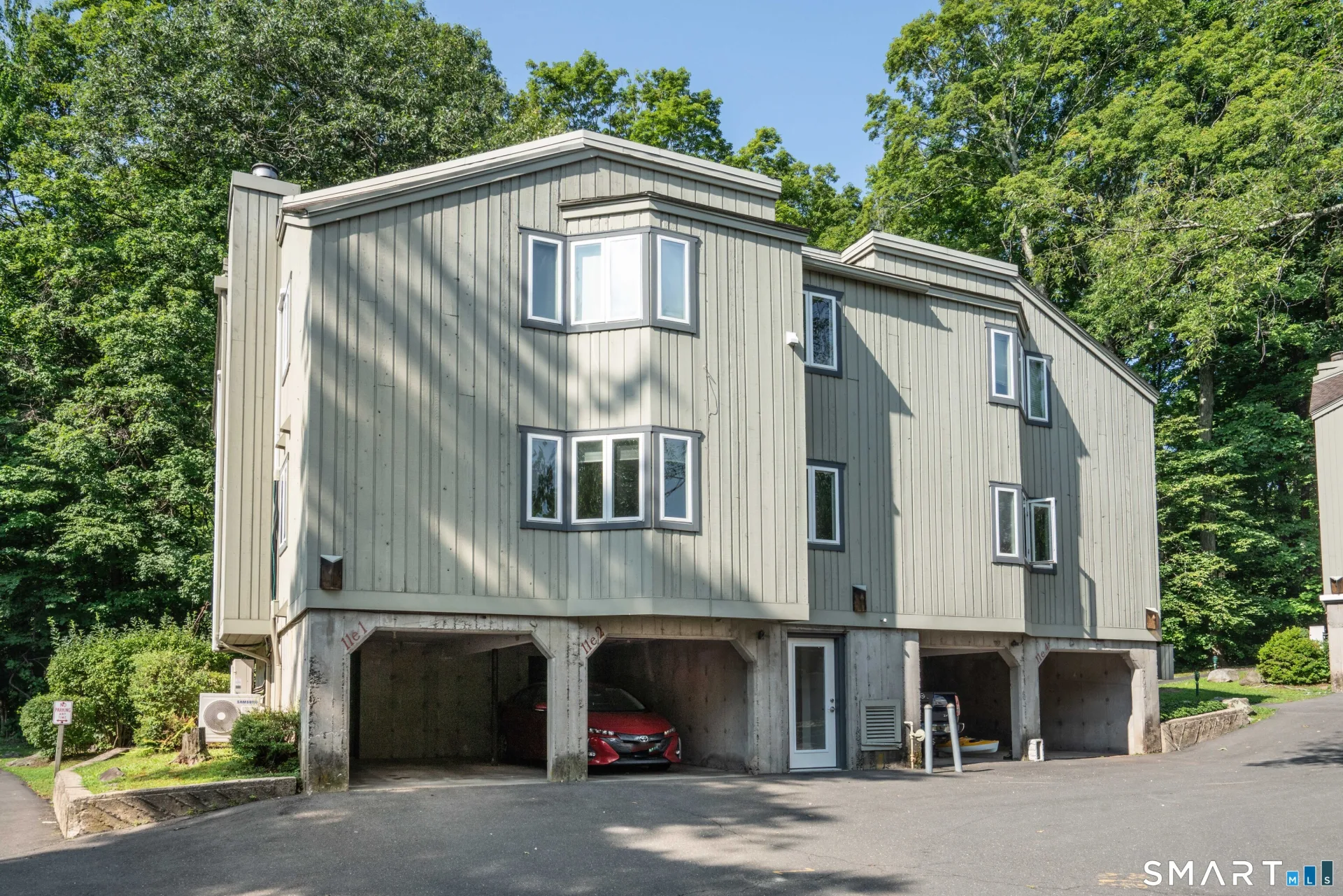 11 Byrne Court #E1, Farmington, CT