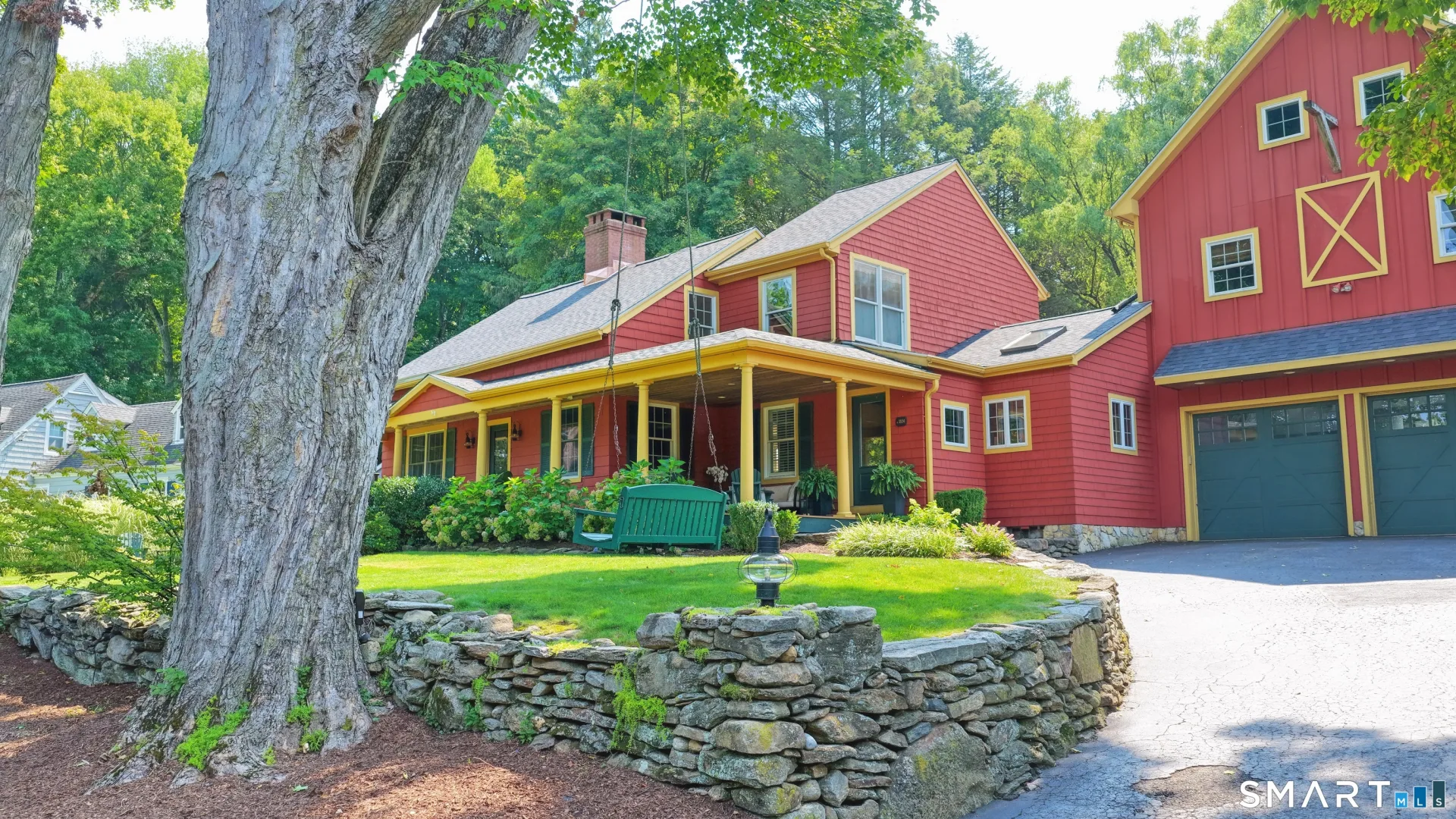 2580 North Benson Road, Fairfield, CT