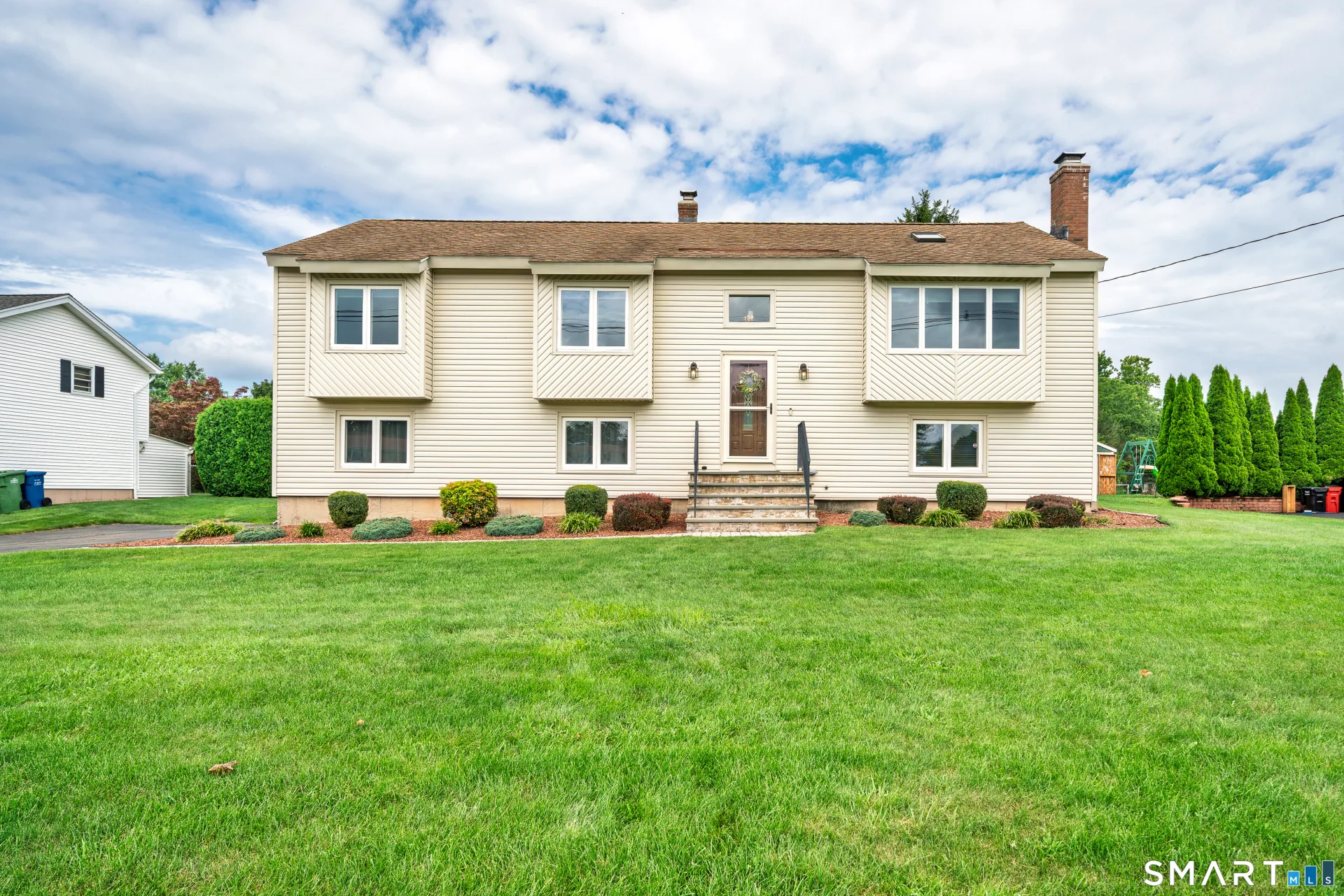 49 School House Road, Wallingford, CT