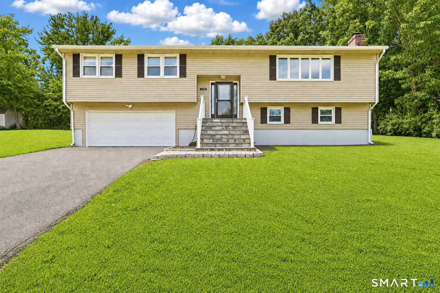 115 Inwood Drive, Naugatuck, CT