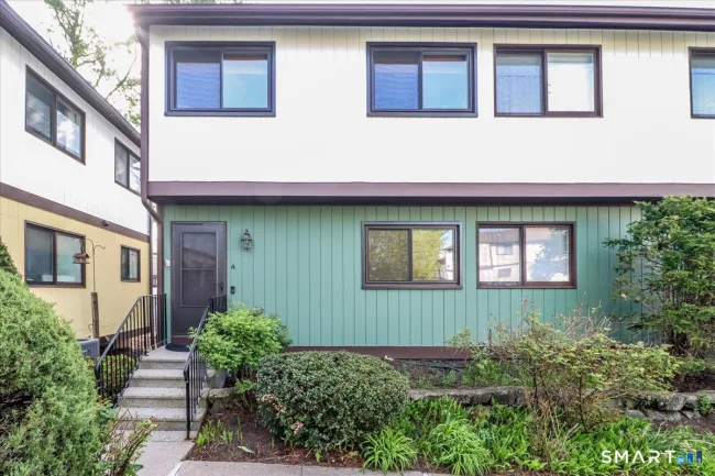 27 Crows Nest Lane #9A