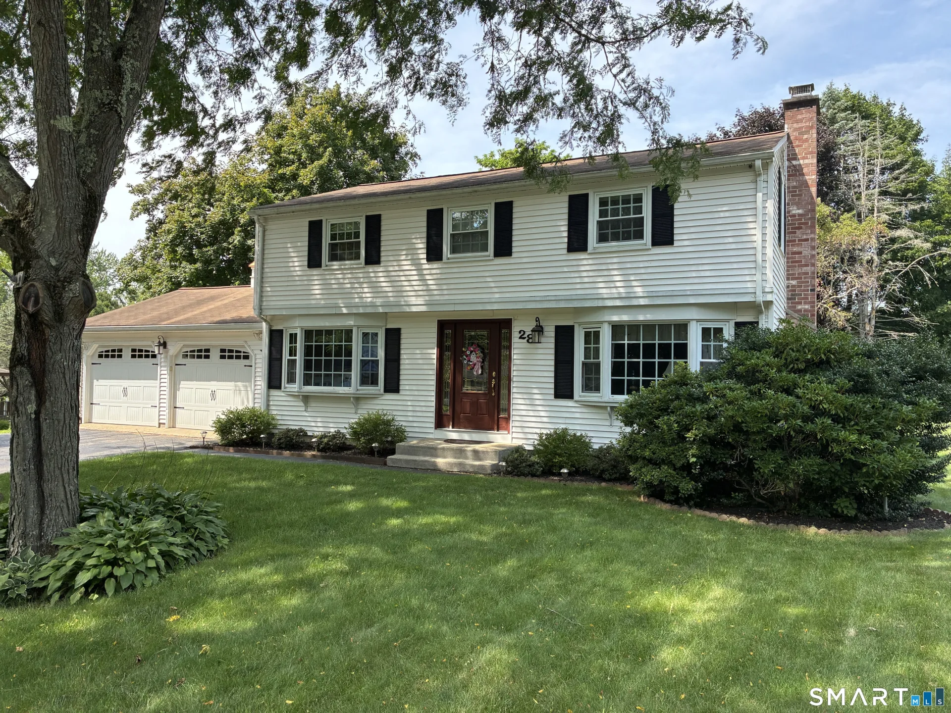 28 Kennedy Drive, Enfield, CT
