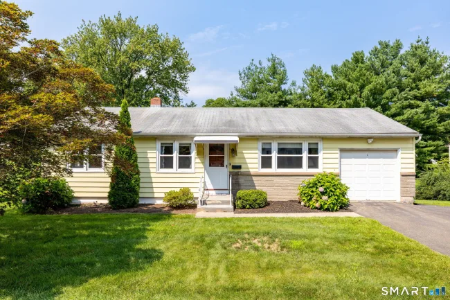 632 Circular Avenue, Hamden, CT