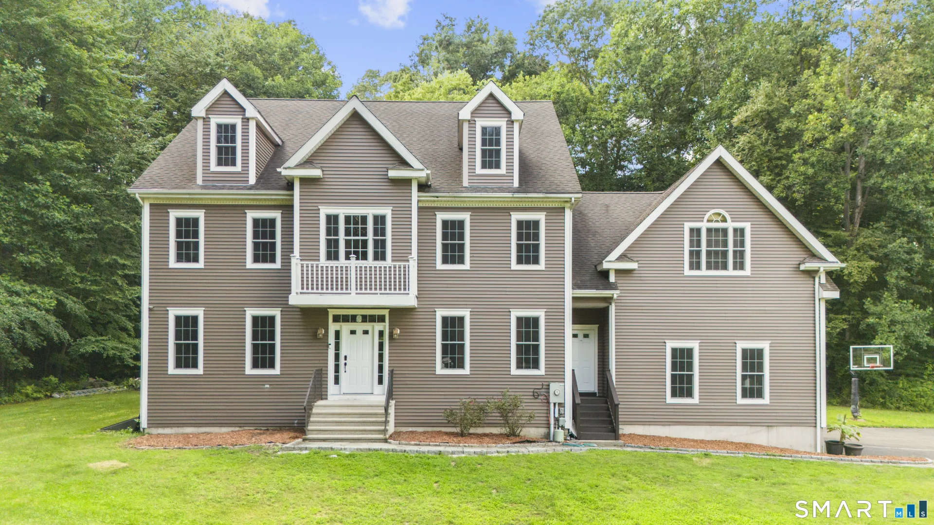 3 Butternut Ridge Road, Oxford, CT