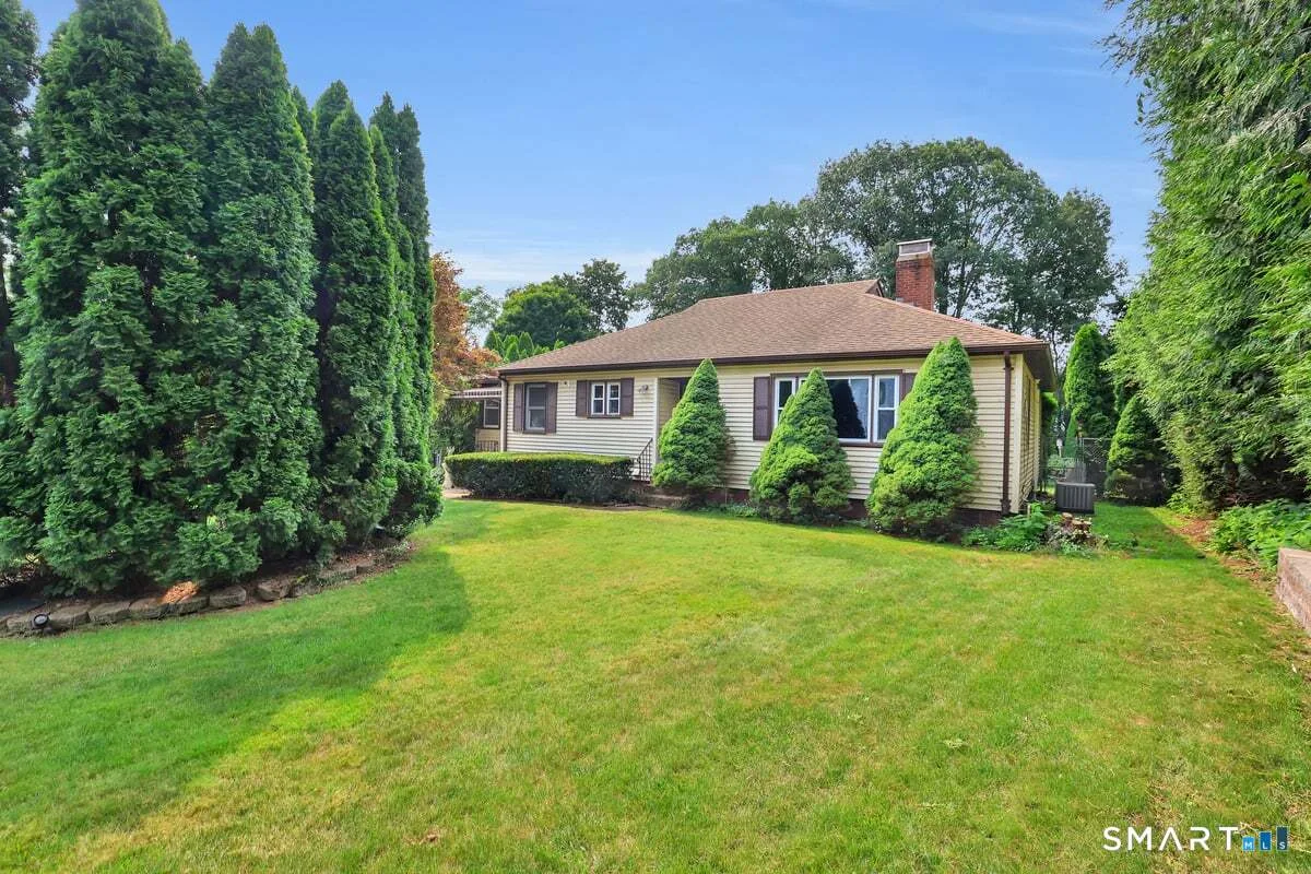 68 Pine Street, Meriden, CT