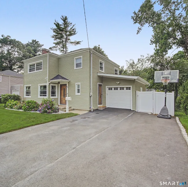 80 Lakeview Terrace