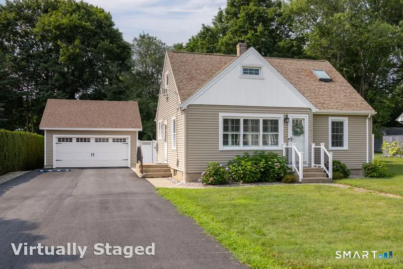 34 West Arch Street, Stonington, CT