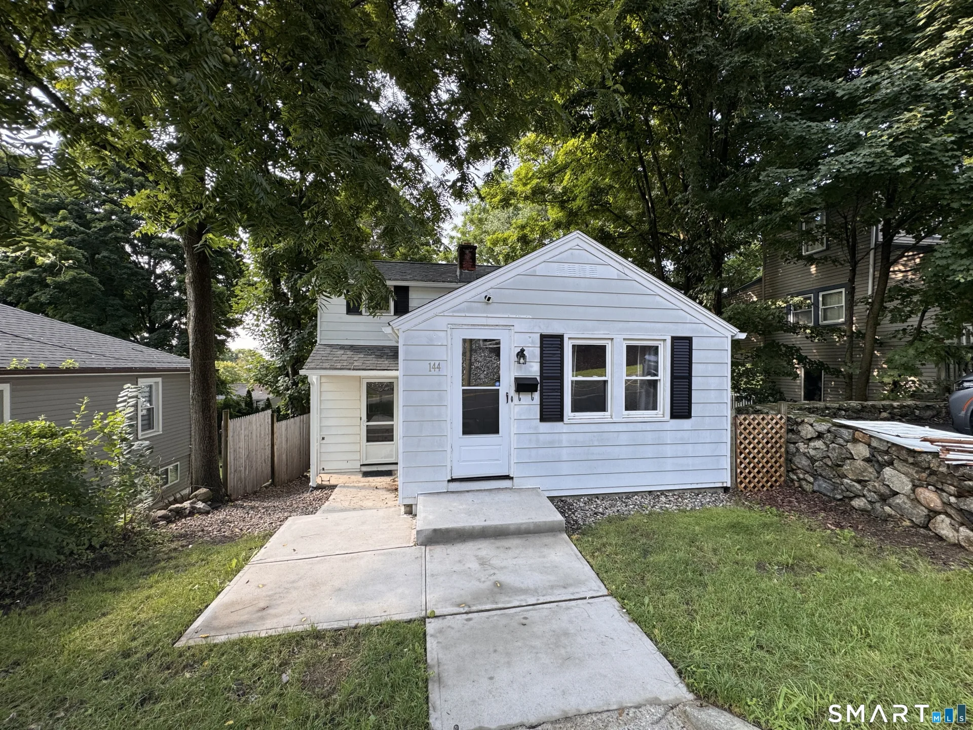 144 Sunnyside Avenue, Watertown, CT