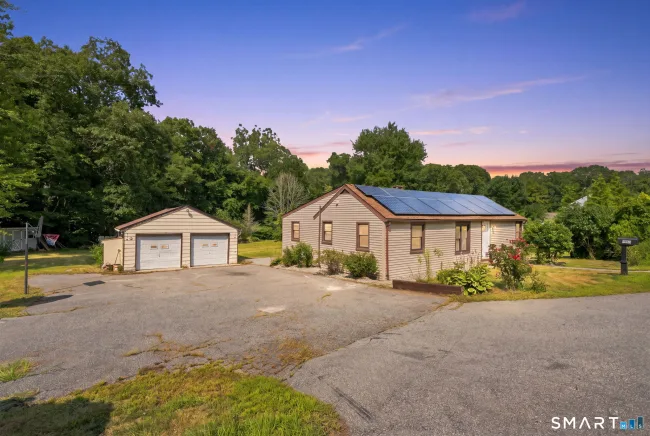 155 Iron Street, Ledyard, CT
