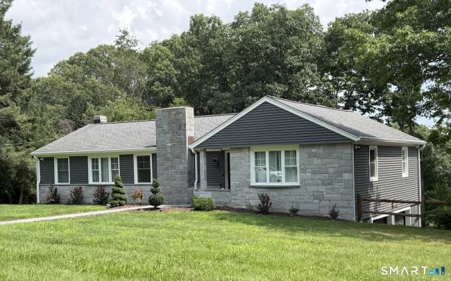 473 Summit Drive