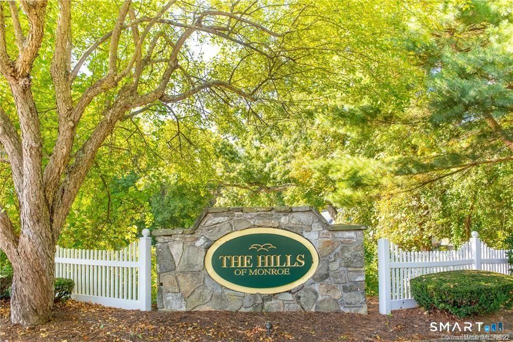302 Fairmount Drive #A, Monroe, CT