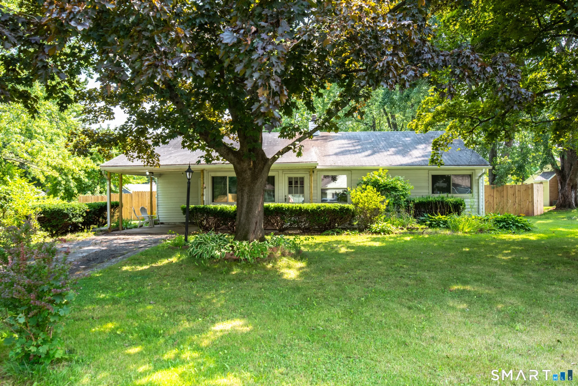 7 Weymouth Drive, Enfield, CT