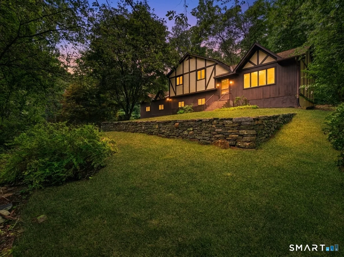 861 Shewville Road, Ledyard, CT