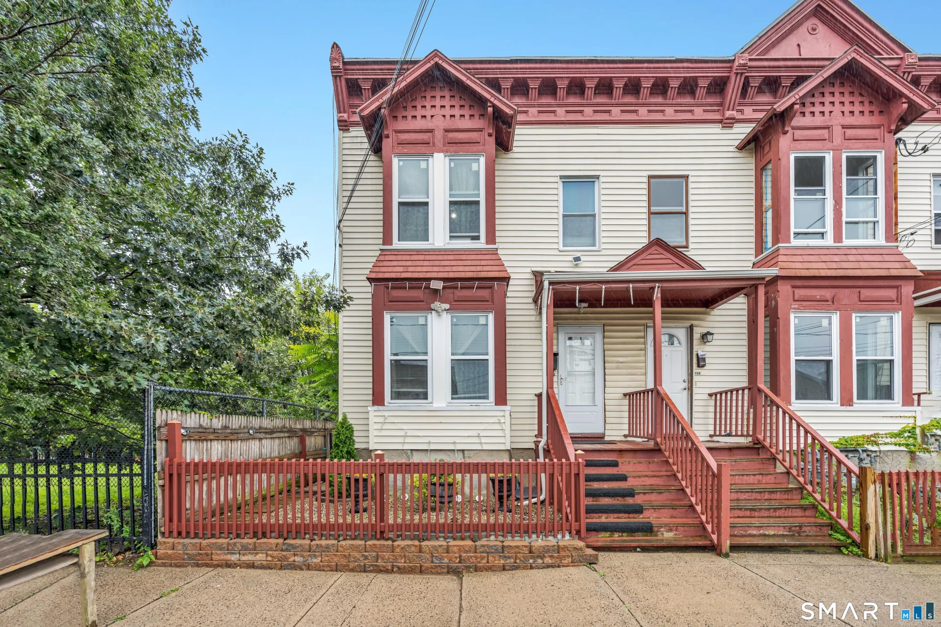 706 Maple Street #706, Bridgeport, CT