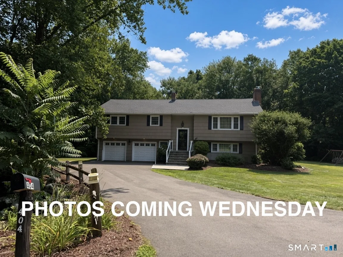 404 Narrow Lane, Orange, CT
