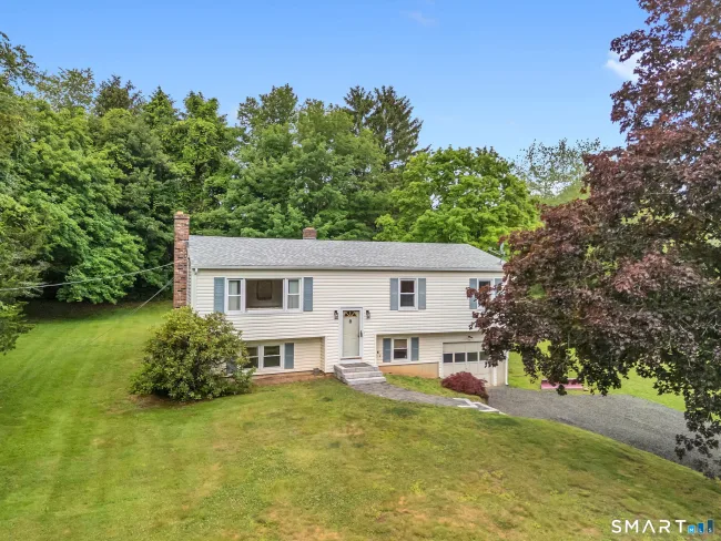 1144 Long Hill Road, Guilford, CT
