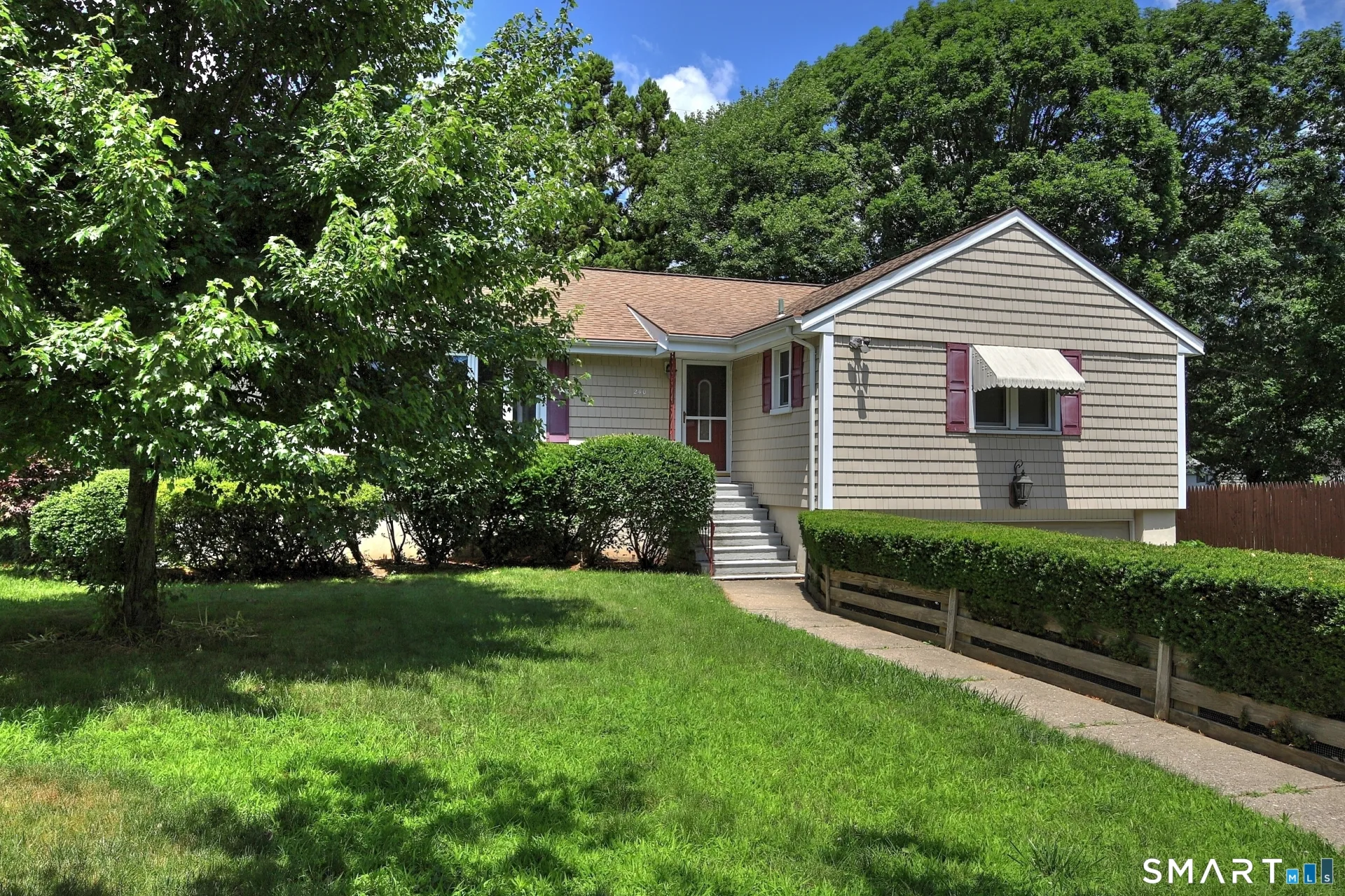 240 Quenby Place, Stratford, CT