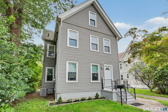 24 Beacon Street