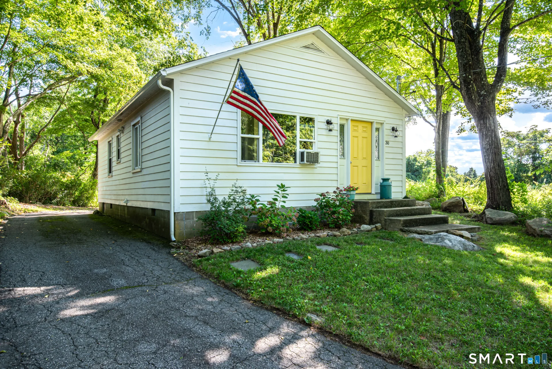 30 Carter Hill Road, Clinton, CT