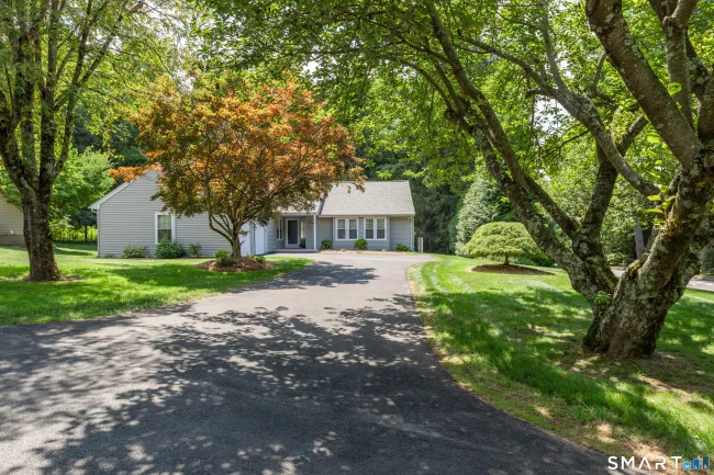 3 Racebrook Court