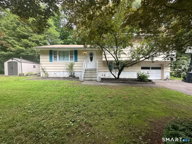 28 Bound Line Road, Wolcott, CT