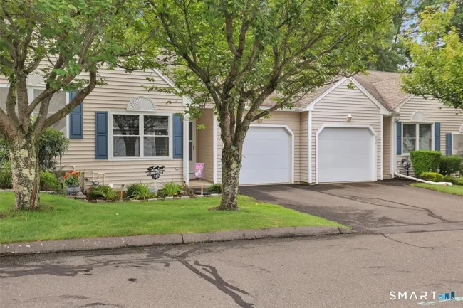 853 Glacier Way #853