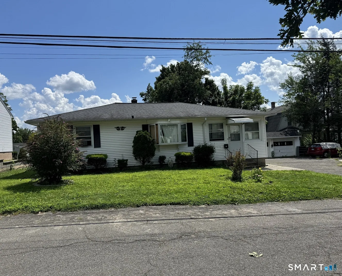 879 Congress Avenue, Waterbury, CT