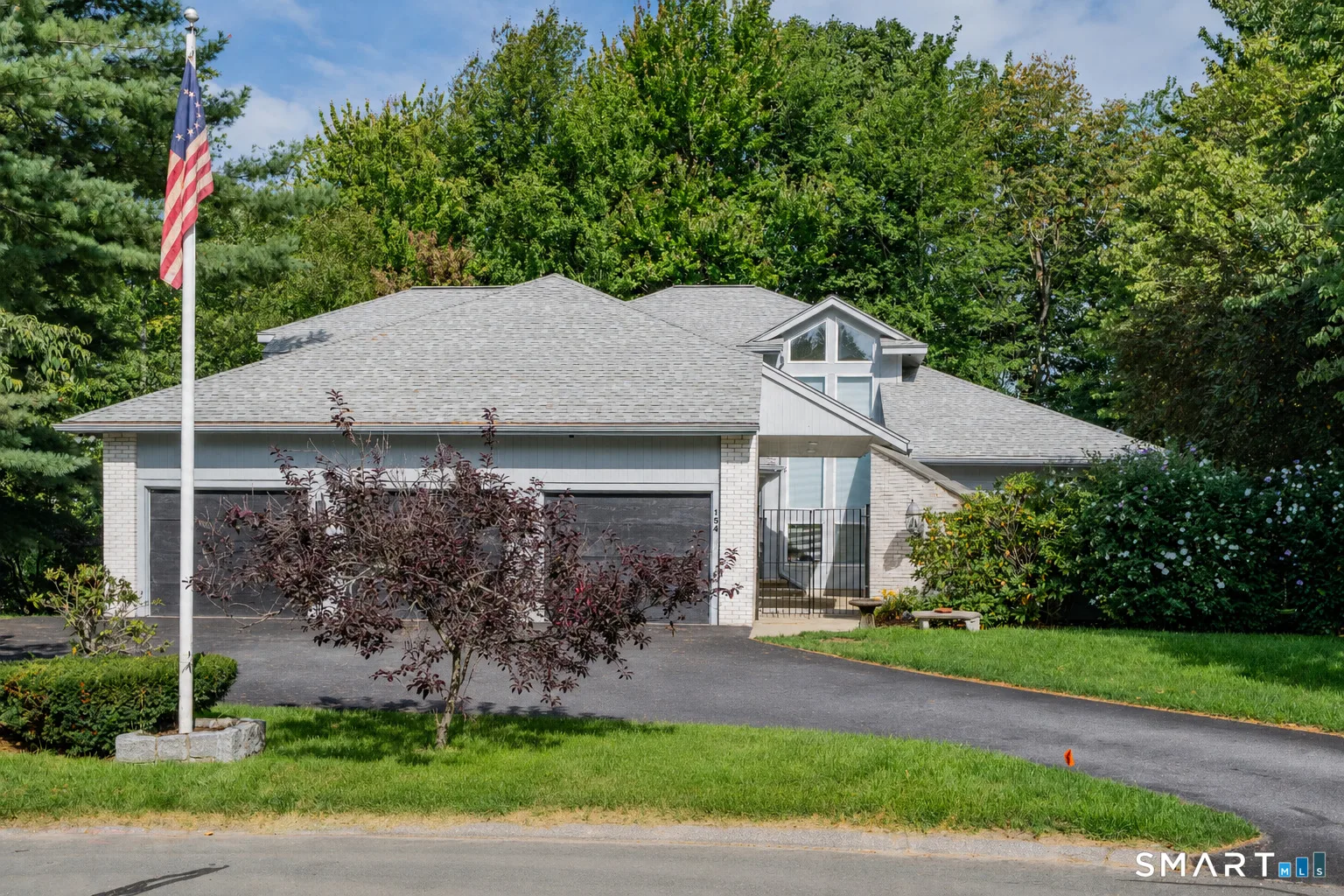 154 Suncrest Court, Torrington, CT