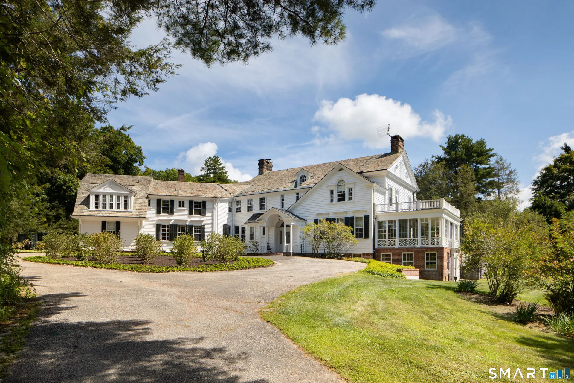 16-18 Laurel Way, Norfolk, CT