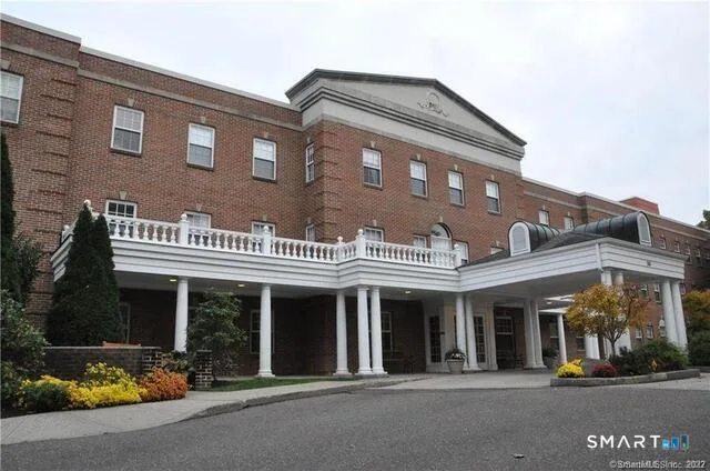 59 Courtland Avenue #3R, Stamford, CT