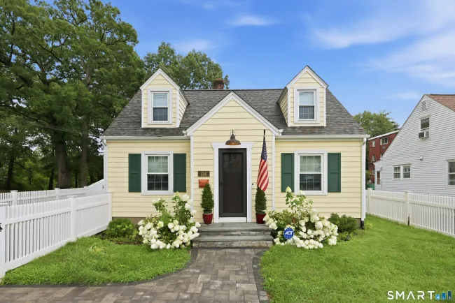 134 Oakwood Avenue