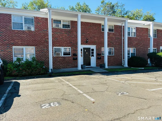 125 Lawn Avenue #B6