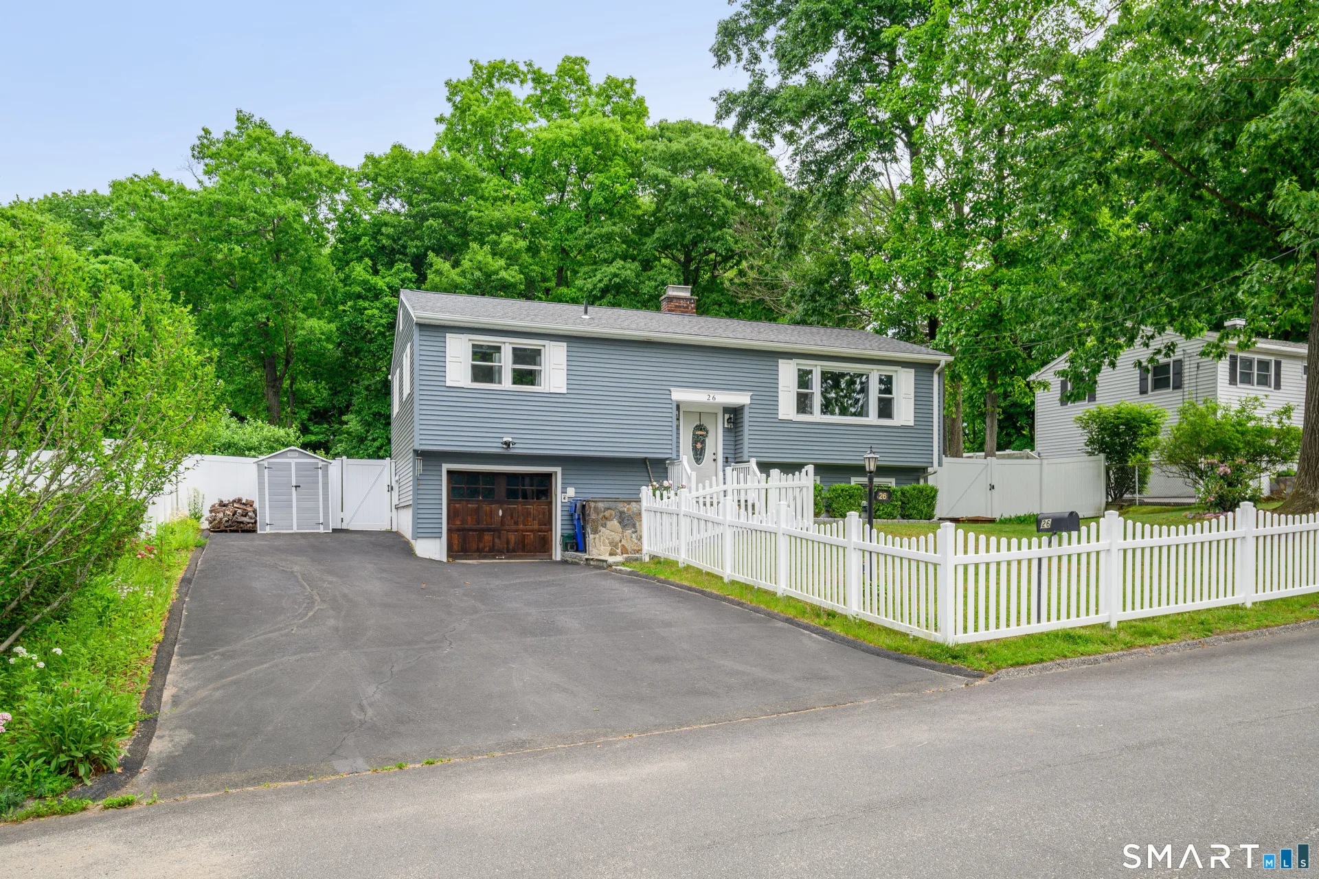 26 Pleasant Street, Bethel, CT