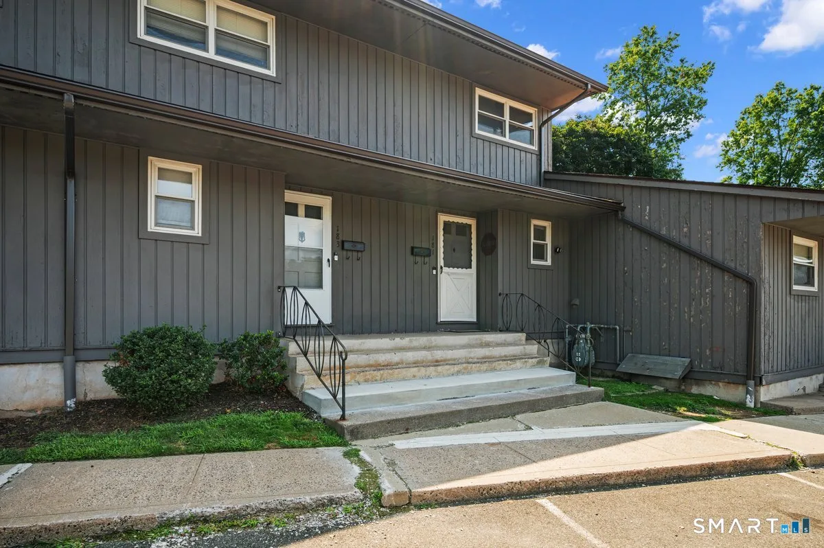 183 Williamstown Court #183, Newington, CT