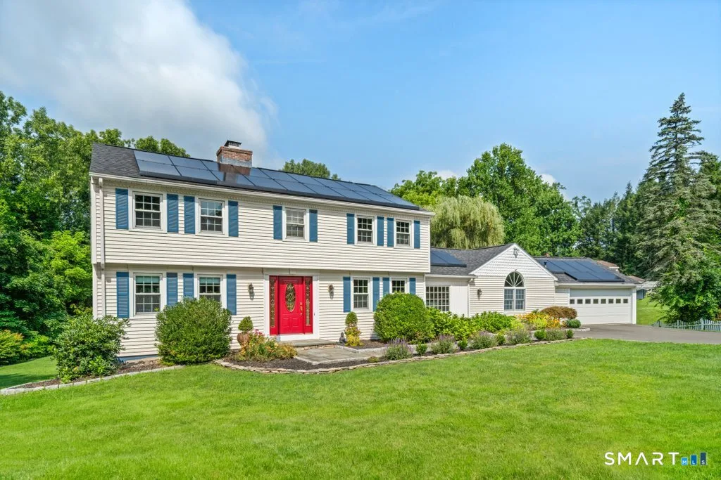 28 Oak Grove Road, Brookfield, CT