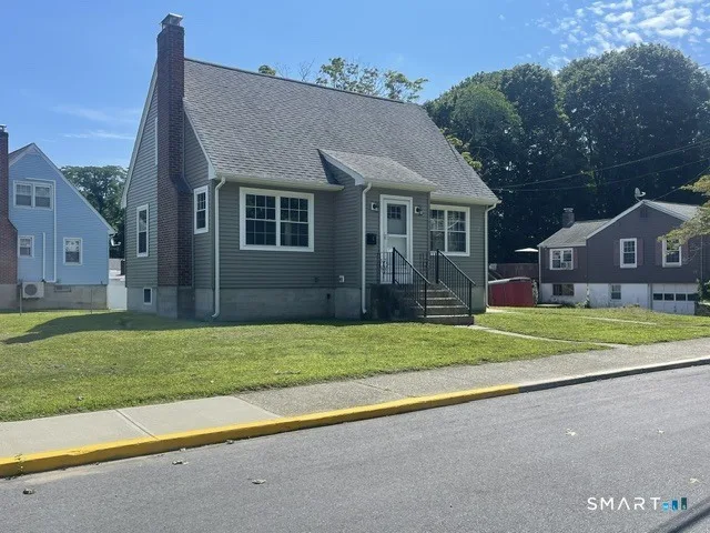 4 Cottage Street, Groton, CT