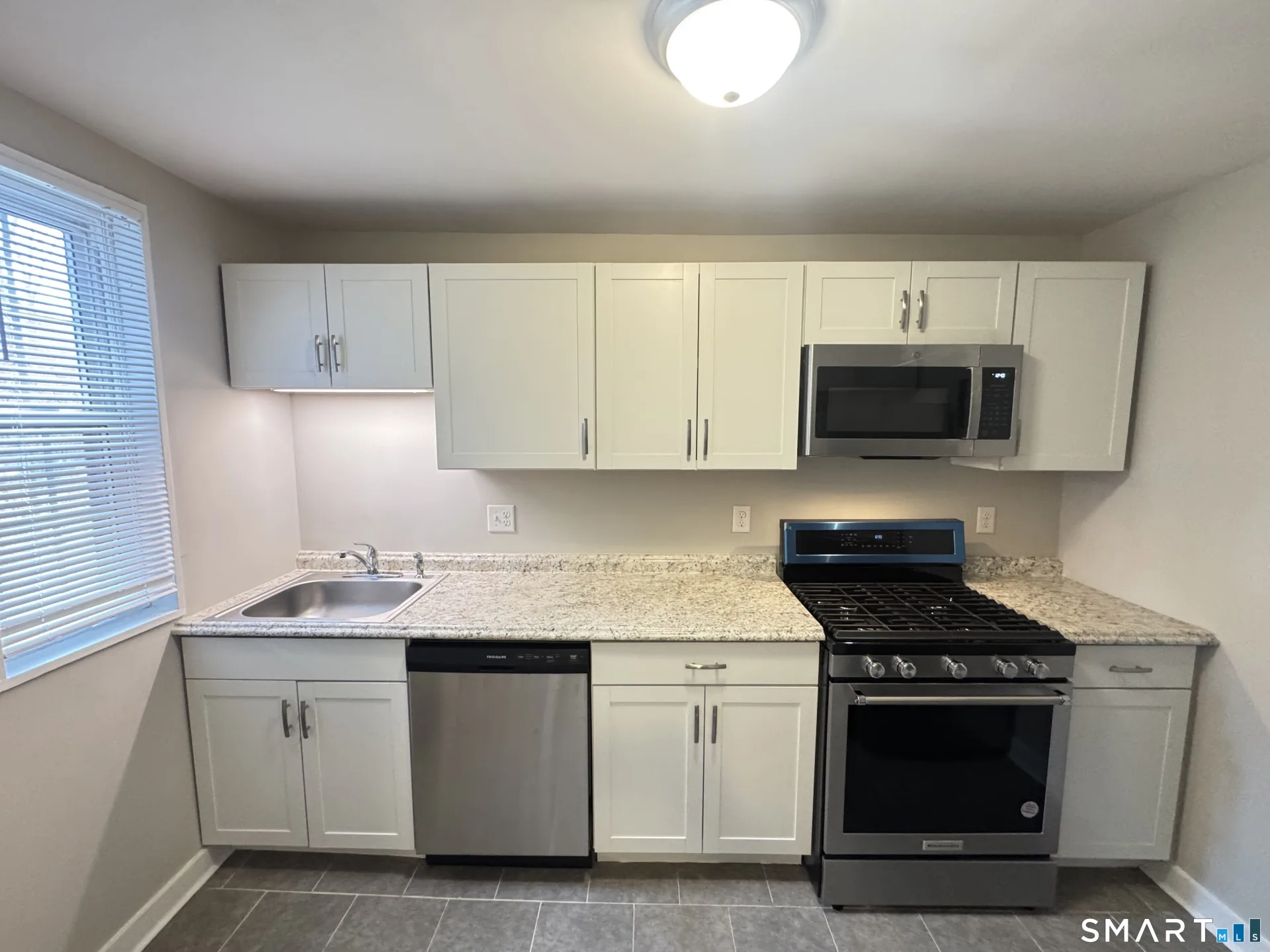 79 Mencel Circle #B, Bridgeport, CT